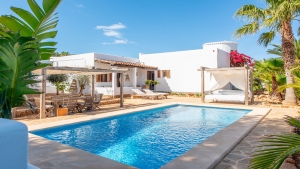 Villa zu verkaufen in Port d’es Torrent, Ibiza