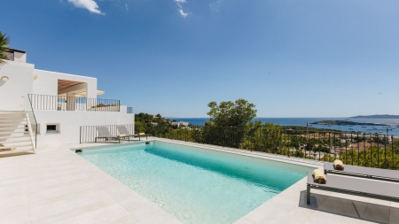 Villa zur Miete auf Ibiza mit Meerblick